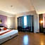 Charoen Thani Khon Kaen Hotel