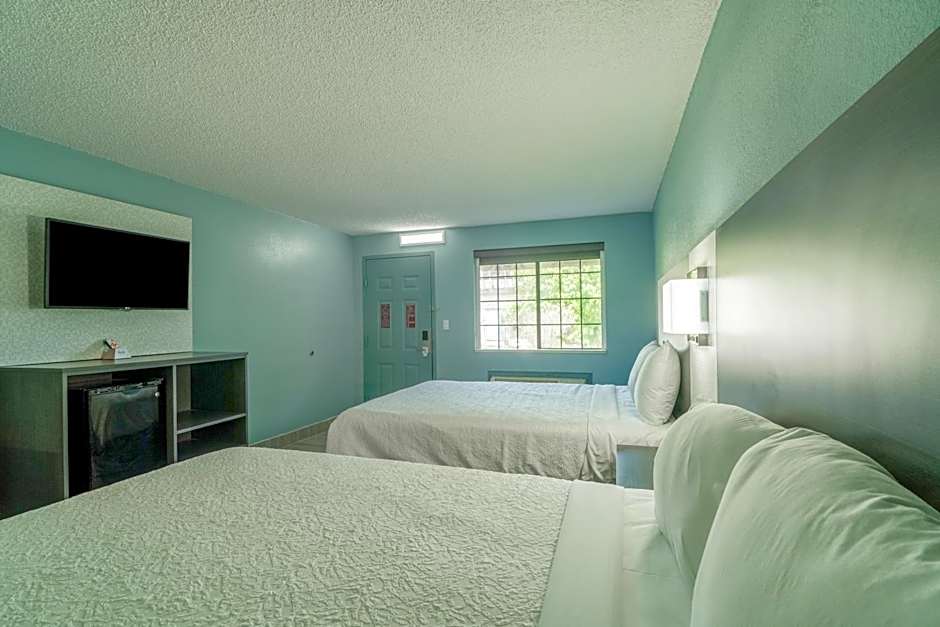 Lone Star Inn & Suites by OYO Harlingen TX