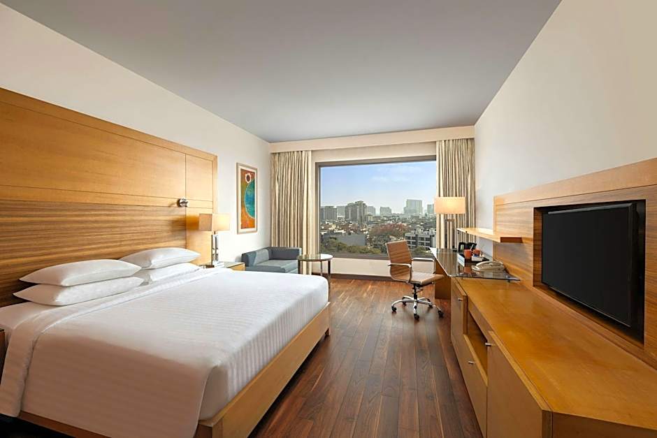 Courtyard by Marriott Gurugram Downtown