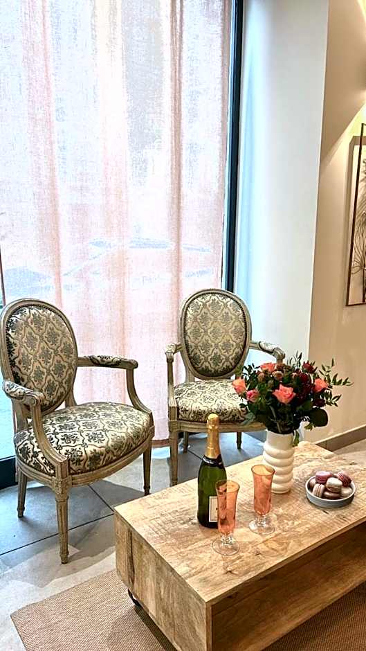 Hôtel Le National Clichy Paris