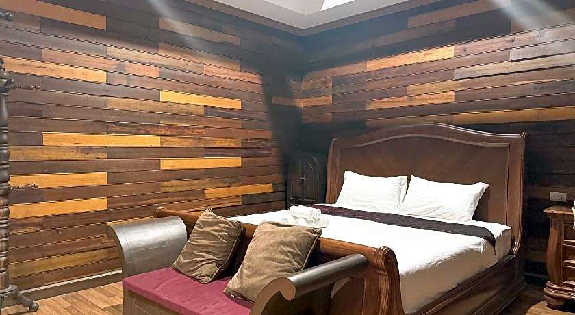 Grand Amazon Hotel