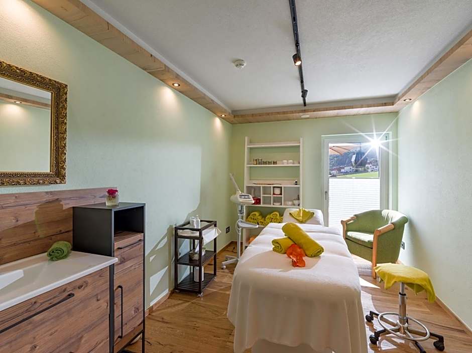 Hotel Waldfriede - Der Logenplatz im Zillertal