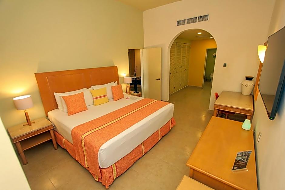 Binniguenda Huatulco & Beach Club
