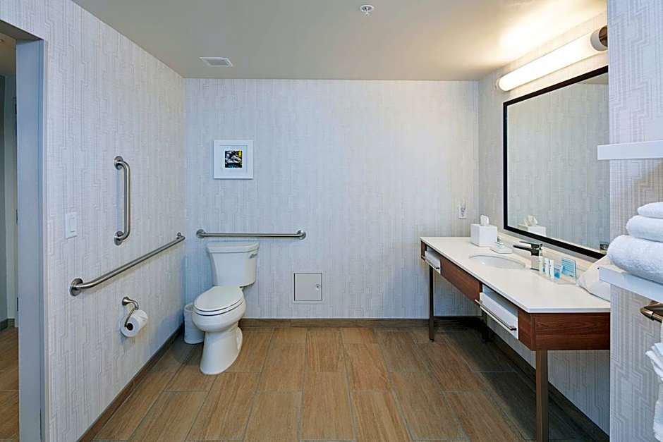 Hampton Inn By Hilton & Suites Sacramento at CSUS