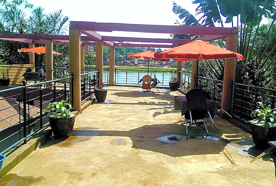 Royal Lake View Gardens