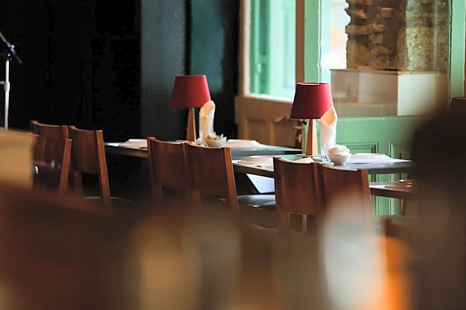 The Newel Metaxourgeio