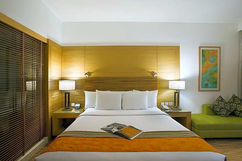 Courtyard by Marriott Gurugram Downtown