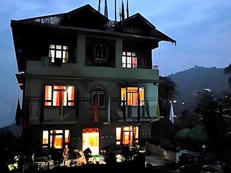 Hotel Rabdentse Residency