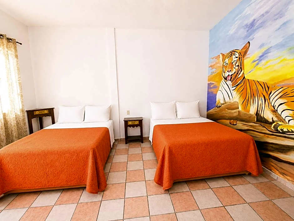 HOTEL ESMERALDA
