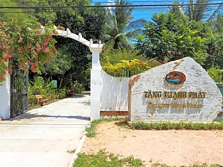 Tang Thanh Phat Resort