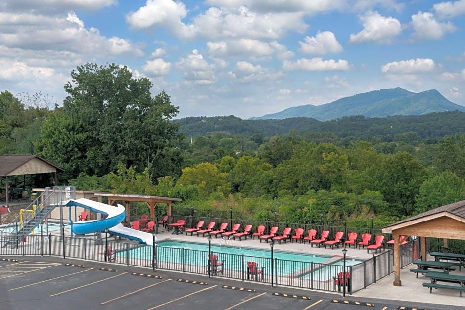 Howard Johnson by Wyndham Pigeon Forge