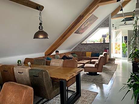 Logement Meijnerswijk, Big House,Free Parking, Electric Parking, Kitchen,Living room, Free Coffee machine