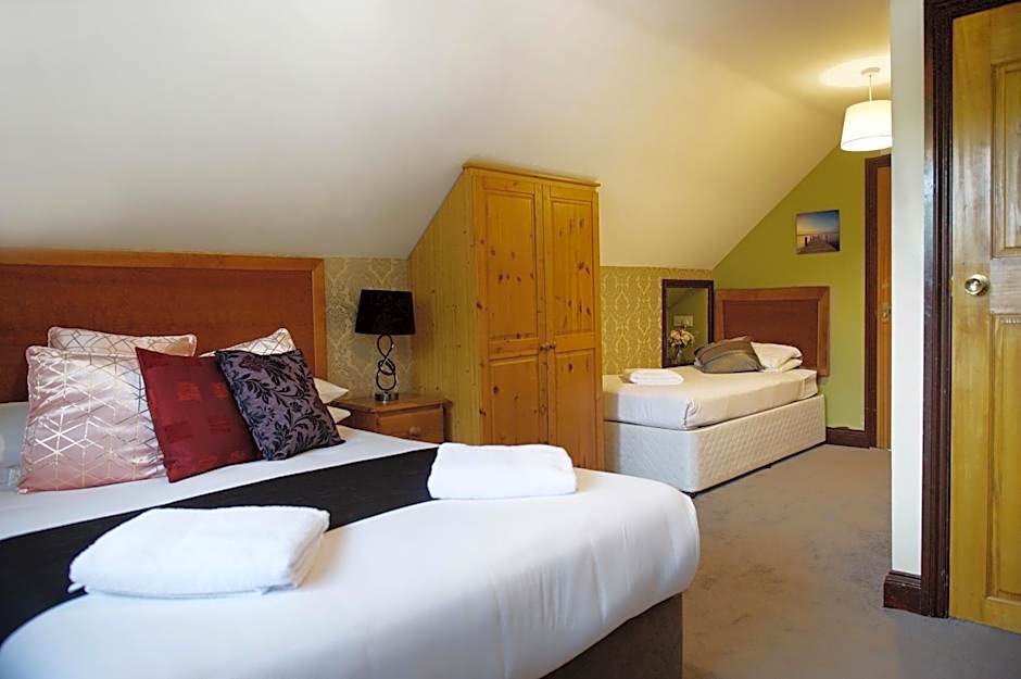 Little Foxes Hotel & Gatwick Airport Parking