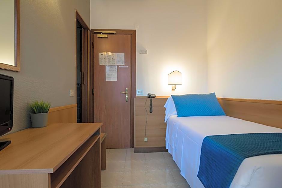 Hotel Pacific