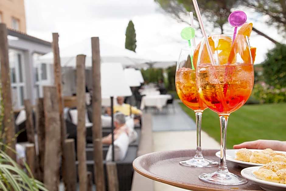 Logis LE RABELAIS Hôtel- Restaurant - SPA