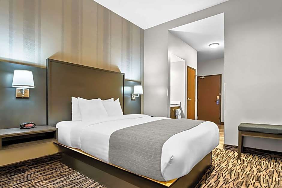 Best Western Sawtooth Inn And Suites