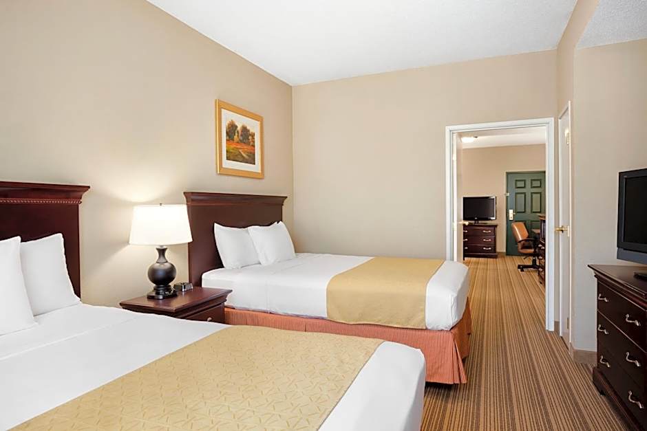 Photo 1 of 8 of 1 Bedroom 2 Queen Beds Suite