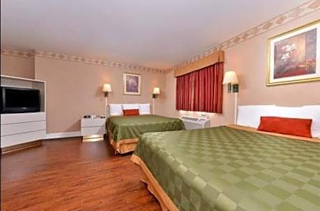 Double Queen Room