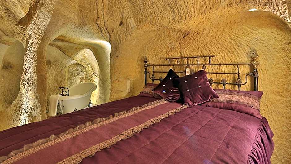 Golden Cave Suites