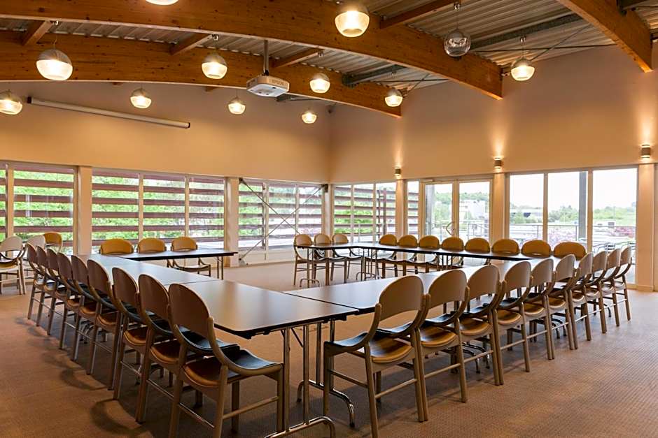 Charme Hôtel et Spa, Montbéliard Sud