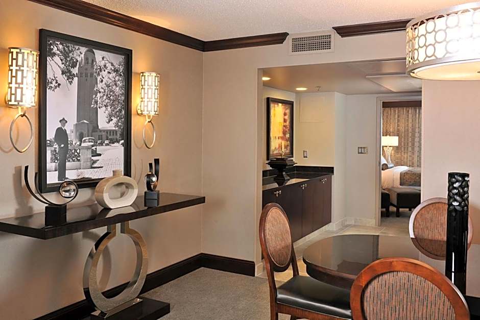 Embassy Suites By Hilton Hotel Des Moines-On The River