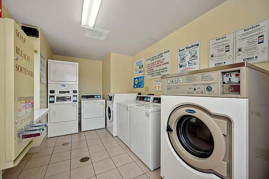 Affordable Suites Conover / Hickory