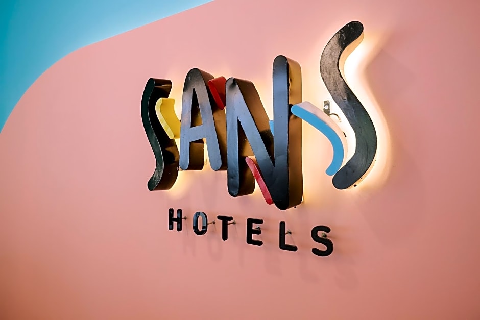 Sans Hotel Puri Indah Jakarta