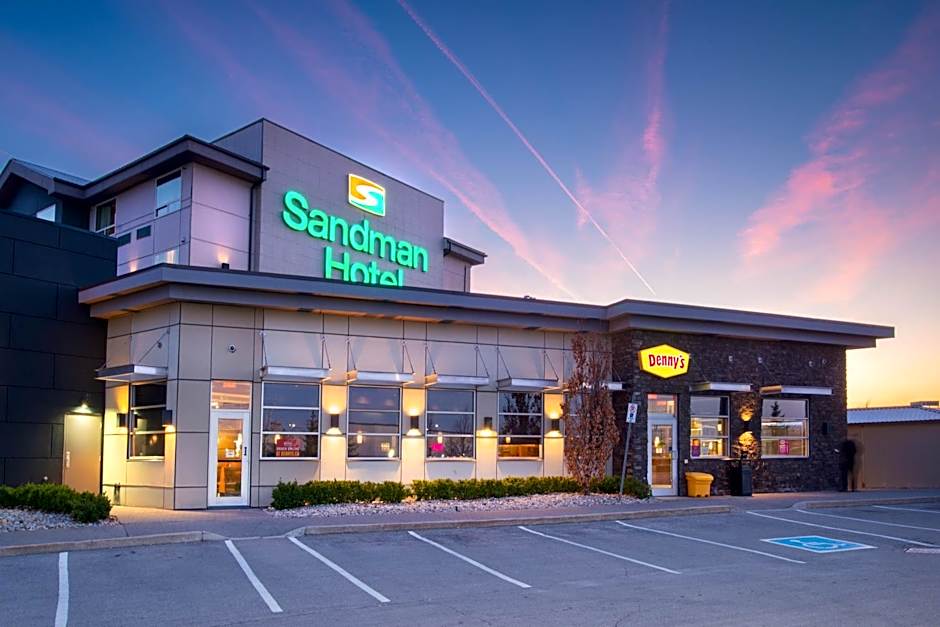 Sandman Hotel Oakville