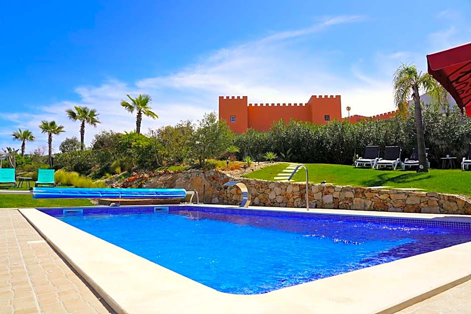 Carvoeiro B&B and SPA