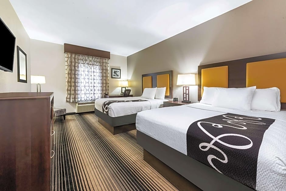 La Quinta Inn & Suites by Wyndham Orange