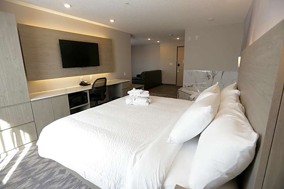 Days Inn by Wyndham Calgary North Balzac