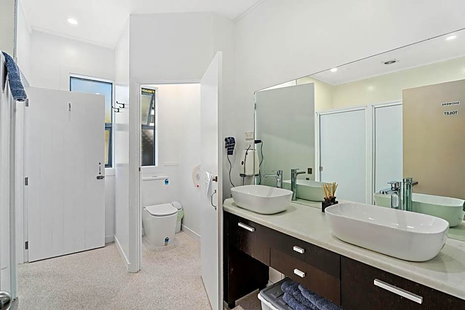 Mountain View Backpackers