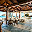Hotel Haris on the beach