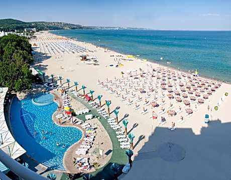 Double or Twin Room with Sea View