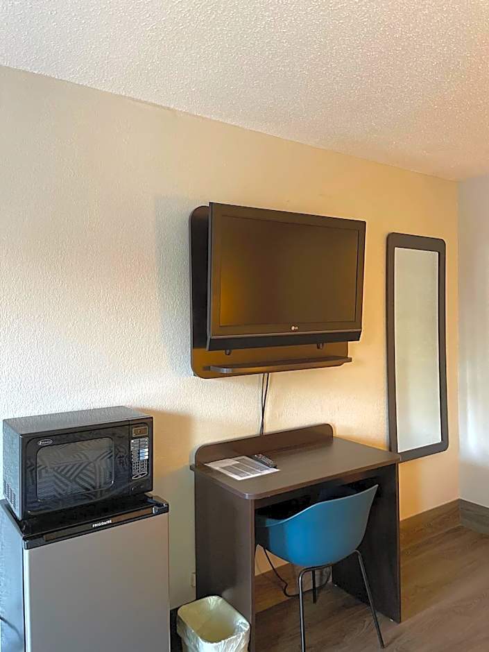 Motel 6 Birmingham, AL - Medical Center - nverness Hwy 280