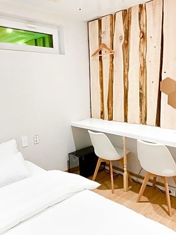 Economy Double Room