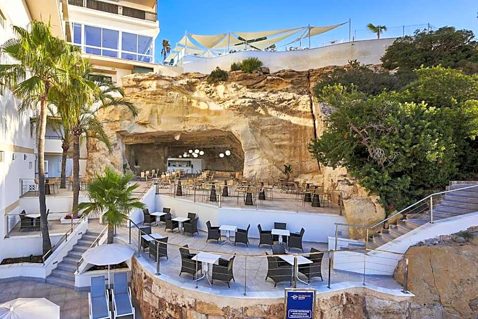 Globales Cala Viñas Adults Only 16+