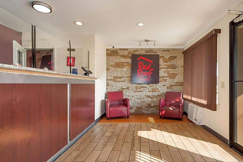 Red Roof Inn Santee