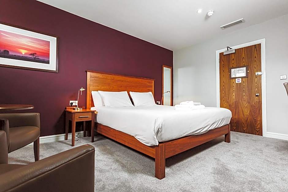 The Dog & Doublet Inn