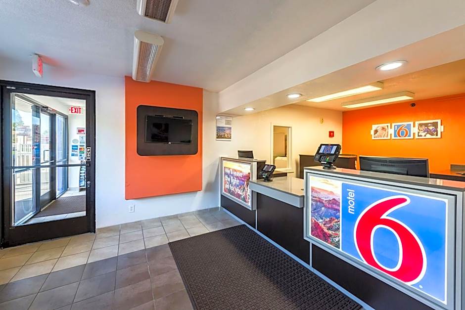 Motel 6-Reno, NV - West