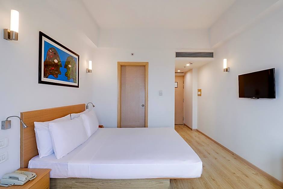 Red Fox by Lemon Tree Hotels, Sector 60, Gurugram