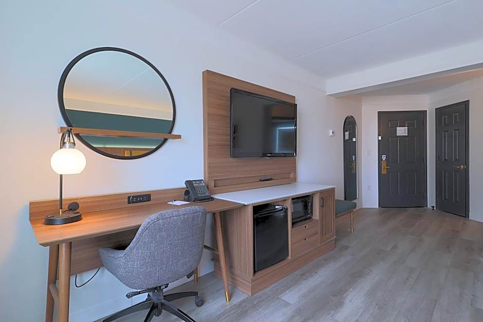La Quinta Inn & Suites by Wyndham Sherman
