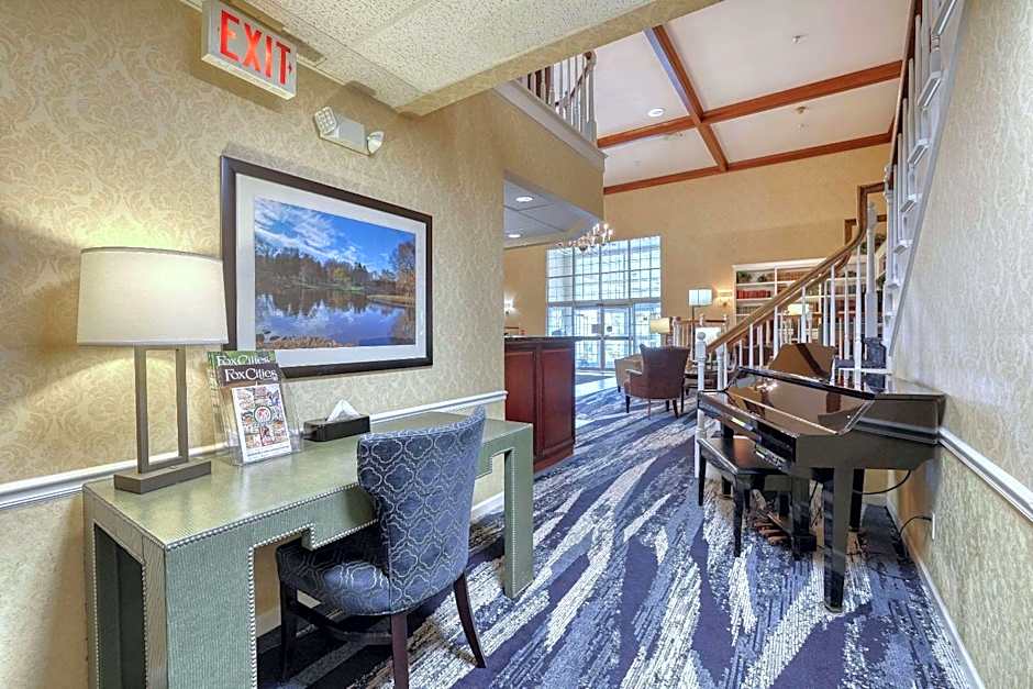 Comfort Suites Appleton Airport