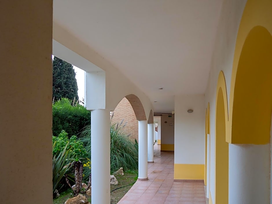 Luz Bay Hotel