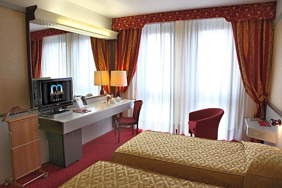 Hotel Maxim