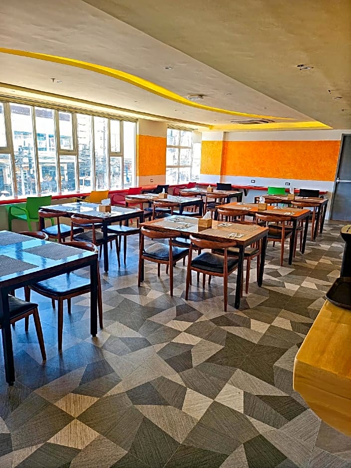 Sempre Premier Inn Mactan Airport Hotel