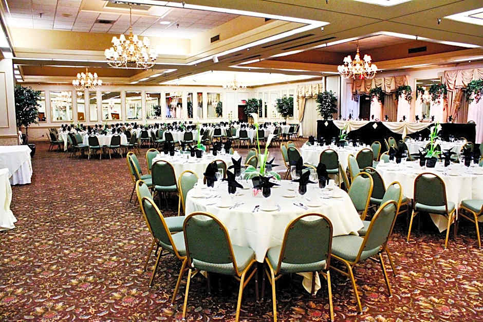 University Square Hotel