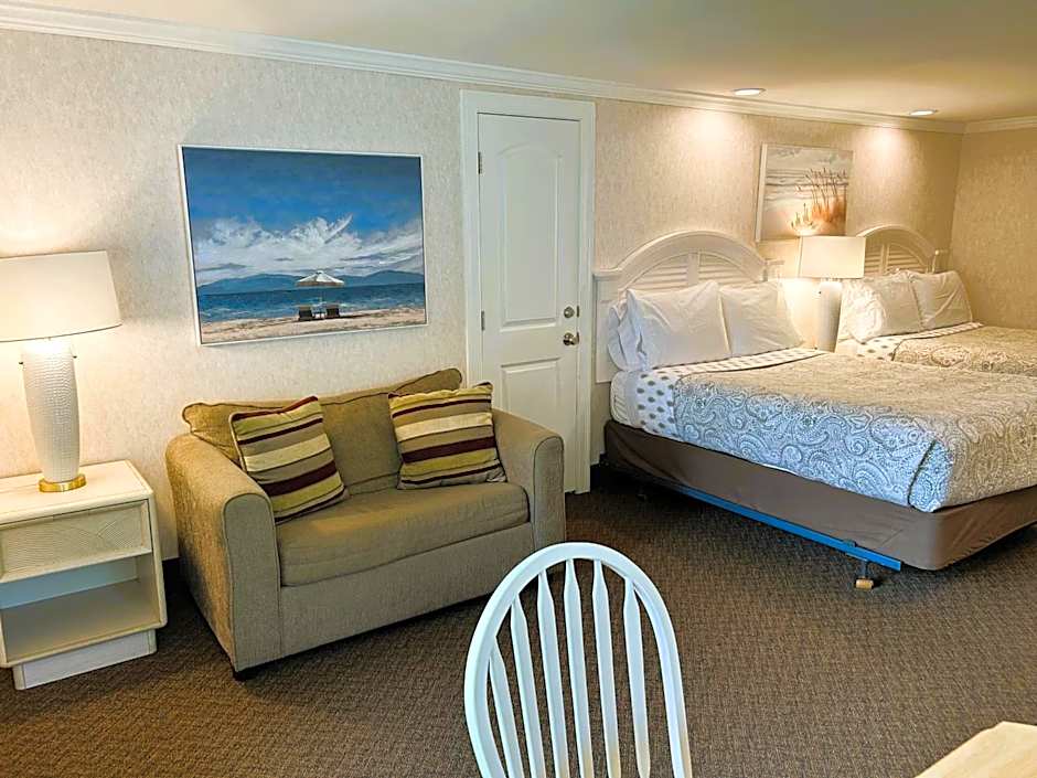 Falmouth Heights Motor Lodge