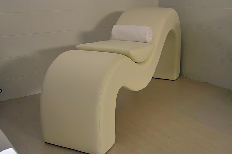 Vinyl M Hotel - Adults Only