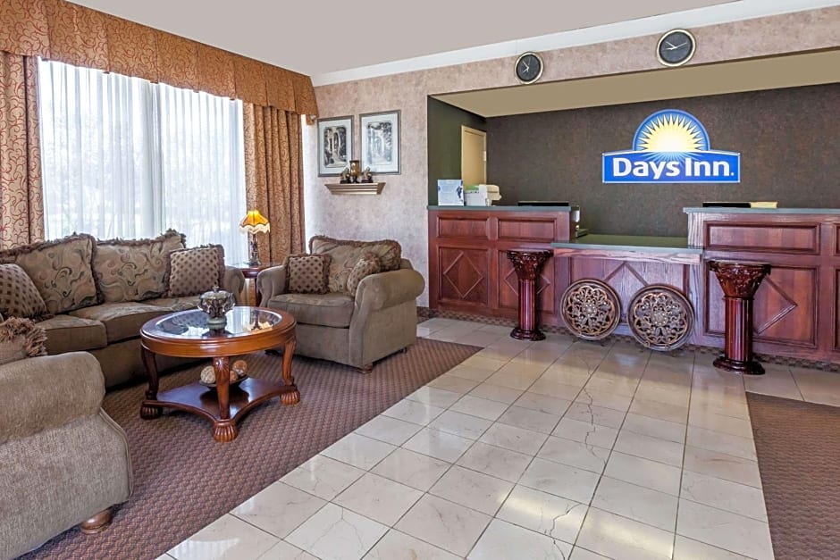 Days Inn by Wyndham Hillsboro TX